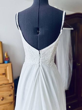 NEW ARRIVAL! Romantisches ALinie Brautkleid in 34/36