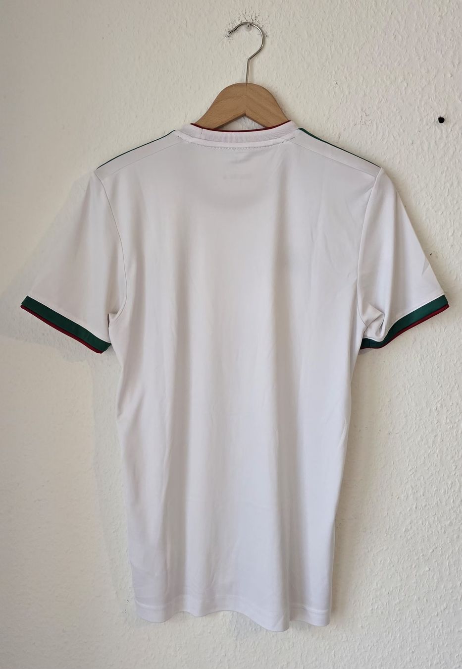 Adidas Leibchen & Hosen: Maillot Adidas Authentique blanc, rouge, vert taille S – Gebraucht aus Genève von MariaS2 5