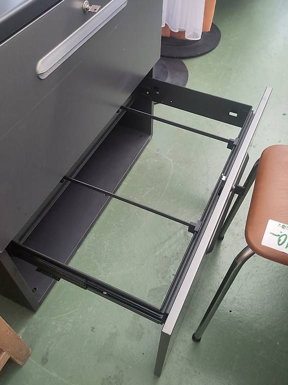 Armadi: Aktenschrank in grau Holz – Usato da Pratteln venduto da Cartonsducoeur_bl 3