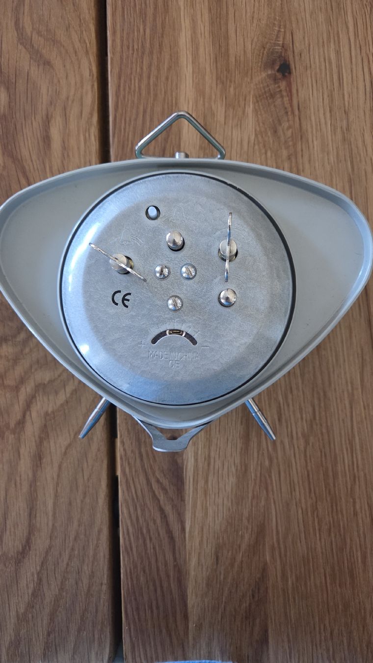 Fossil Uhren: Fossil Wecker Retro Design Metall silberfarbig – Gebraucht aus Berikon von jokerin75 1