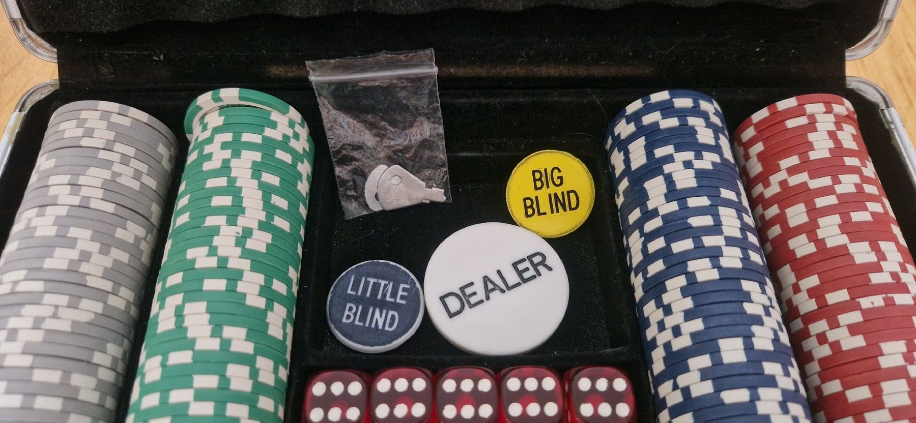 Giochi: Poker Set im Alukoffer – Usato da Riehen venduto da Aconitum 2