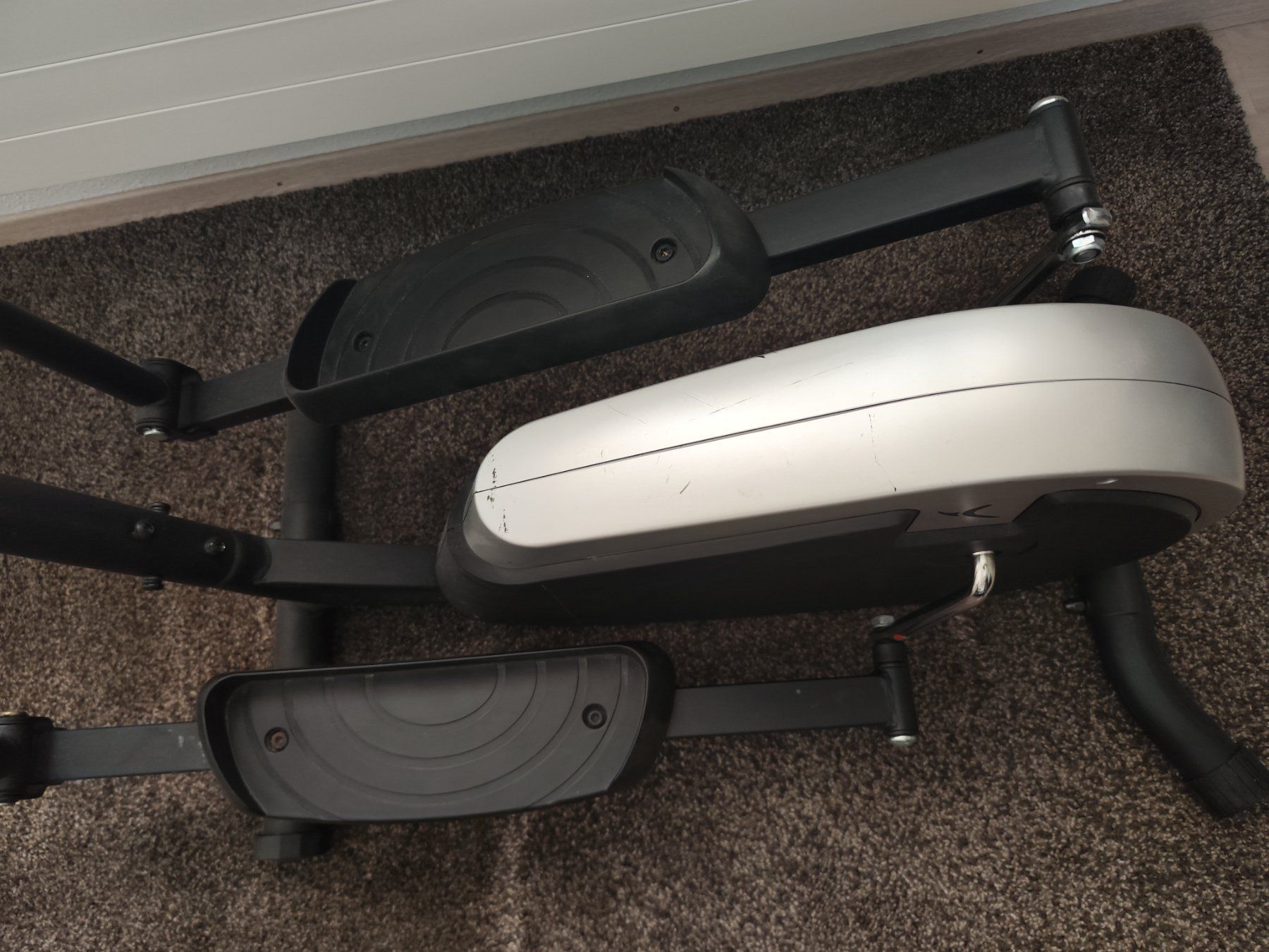 Hometrainer: Elliptical trainer in excellent condition! – Usato da Bassersdorf venduto da apa_d8gj 1