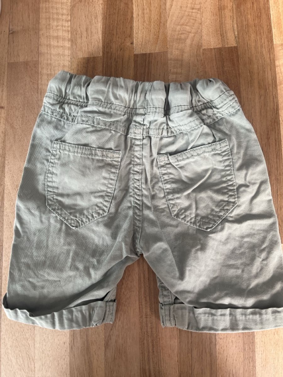 Vertbaudet Pantalons: Vertbaudet Shorts Grösse 3 Jahre – D'occasion à Basel par HugChristine 2