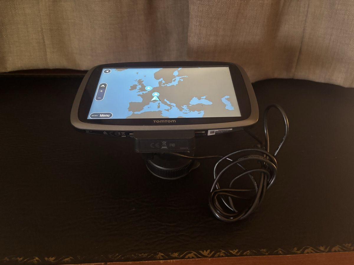 Tomtom Navigatori: TomTom Via 52 Europe GPS auto – Usato da Mézières VD venduto da P-M-C 1