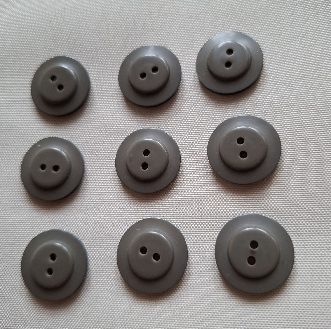 Bottoni: 9 Stück Knöpfe, 18 mm. – Nuovo (secondo la descrizione) da Dietikon venduto da Hirschkopf 3