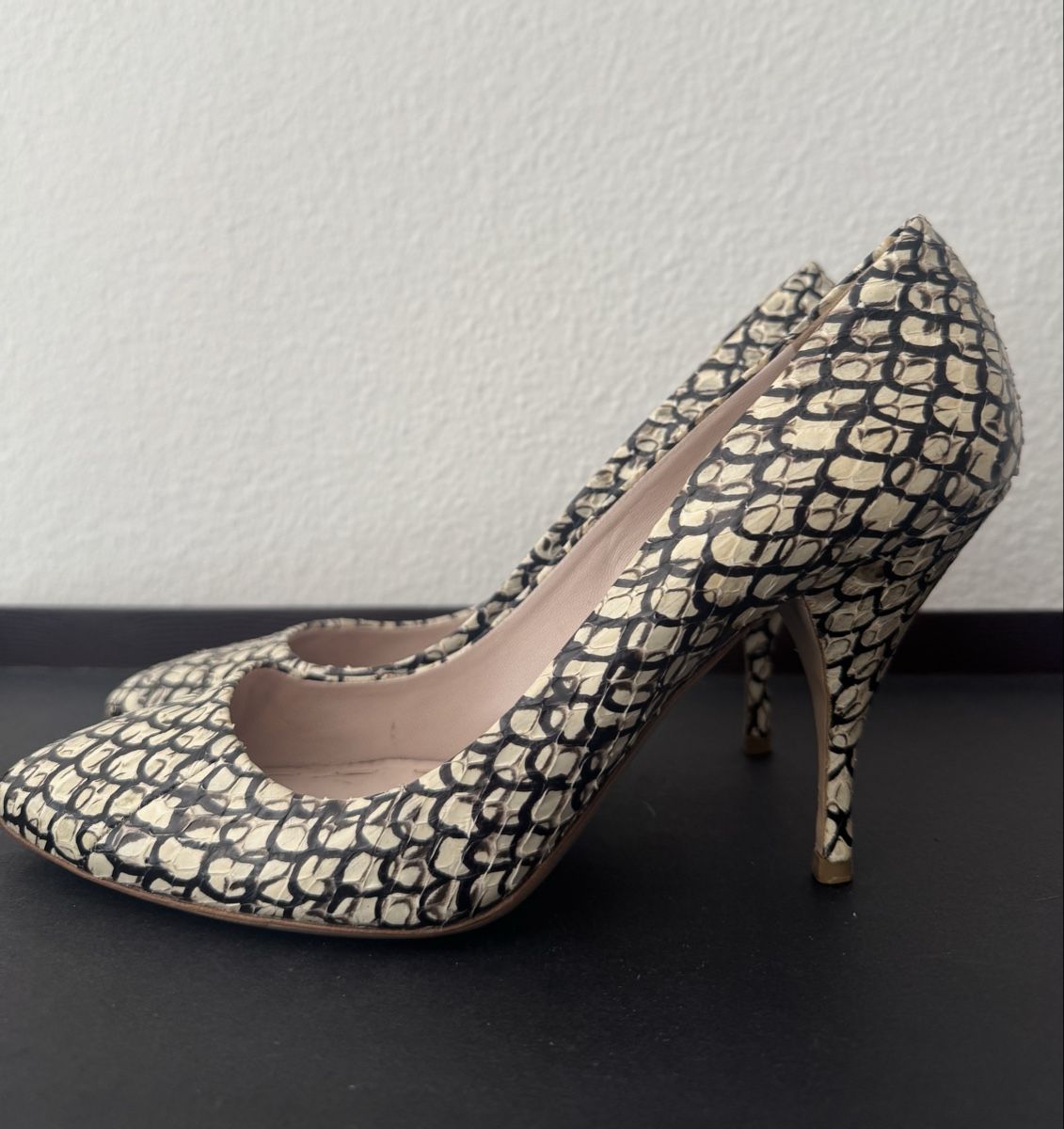 Miu Miu Chaussures femmes: Pumps Miu Miu Schlangenmuster – D'occasion à Benglen par Dormiglione 1