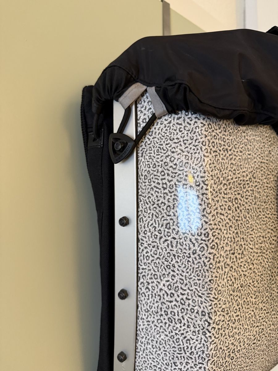 Zaini: Sac à dos Boblbee léopard noir blanc très bon etat – Usato da Kloten venduto da Mumiiin 1