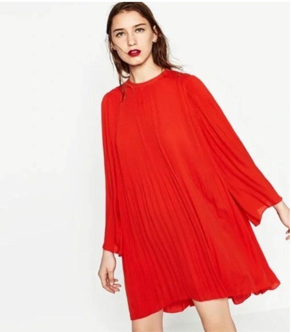 Zara Vestiti: Zara - Rotes Plissee Kleid – Usato da Zürich venduto da Nala2811