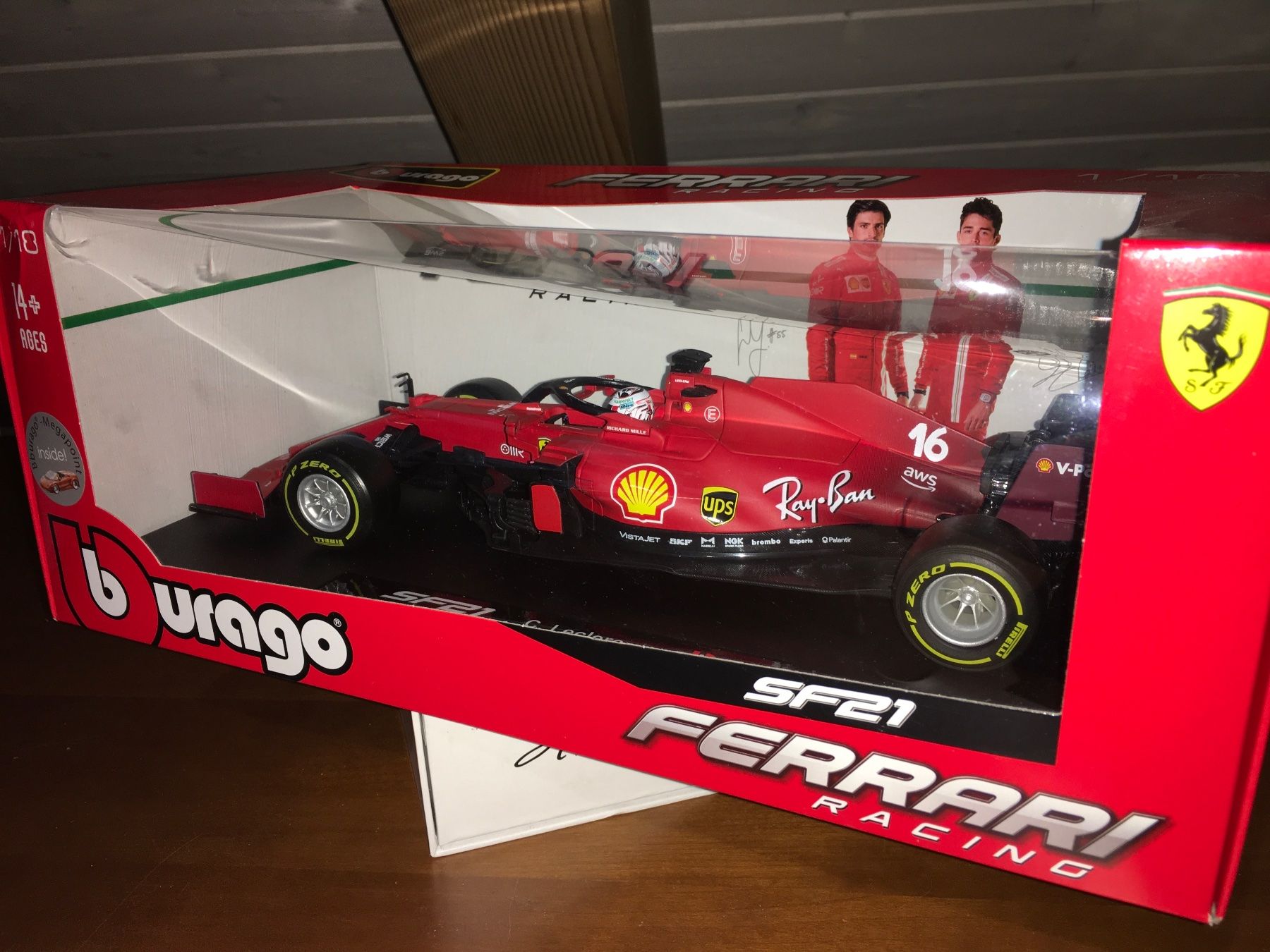 Ferrari Modellini d'auto: F1 Ferrari SF21 C. Leclerc 1/18 – Nuovo (secondo la descrizione) da Wohlen AG venduto da PrivatSammlung 1