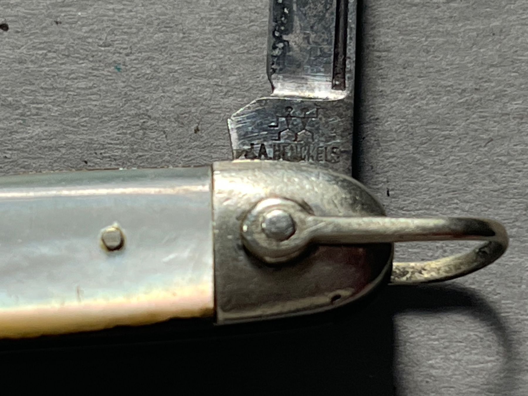 Solingen Coltelli tascabile: Antikes Sackmesser J. A. Henckels 72 mm - Perlmutt – Usato da Zürich venduto da FV.vintage 3