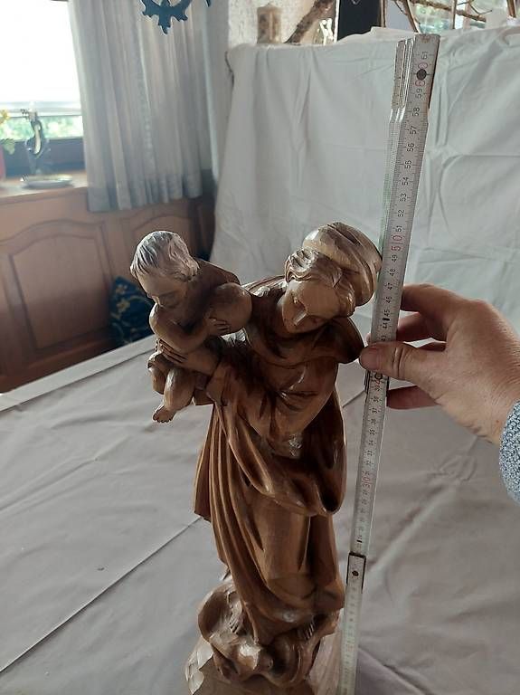 Statuette: hangeschnitze Holzfigur – Usato da Troistorrents venduto da cla_5smf 1
