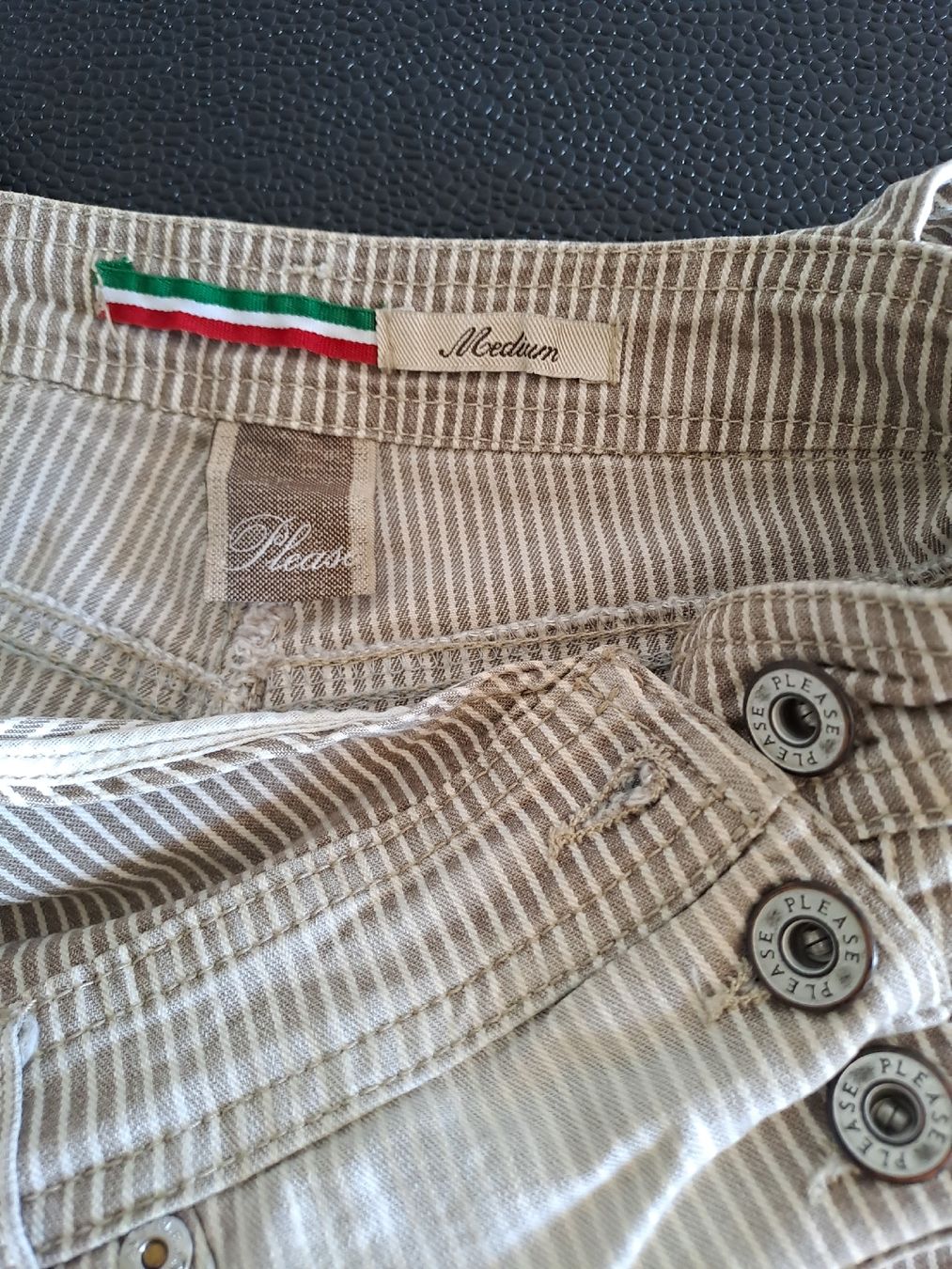 Please Jeans Pantaloni: Kurze Latzhose gestreift Marke Please Grösse M – Nuovo (secondo la descrizione) da Basel venduto da Sevenaa 3