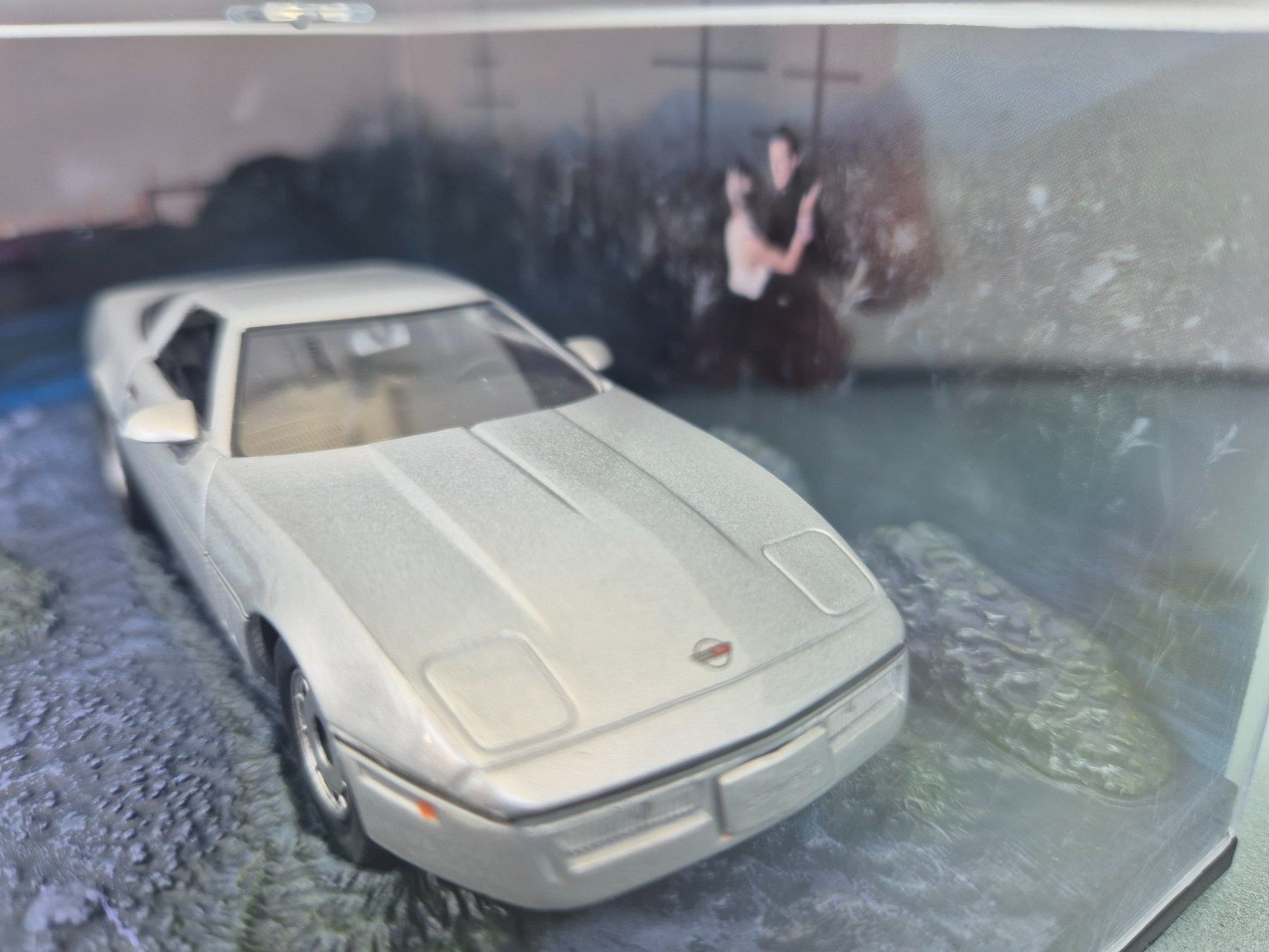 Chevrolet Modellini d'auto: Chevrolet Corvette James Bond 1:43 – Nuovo (secondo la descrizione) da Oberbuchsiten venduto da laffite54 2