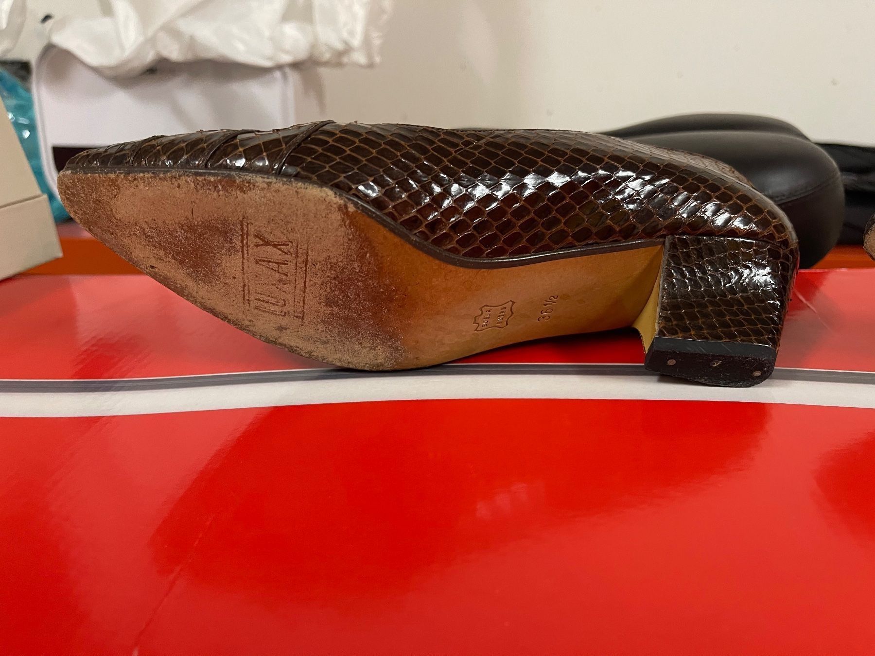 Scarpe da donna: Leder Schuhe – Usato da Adliswil venduto da JadrankaR 3