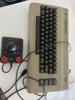 Konsole the C64 mini 