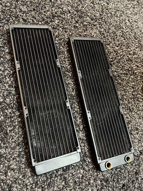 2x EK 360 Radiatoren (Gebraucht) in Sigriswil für CHF 49 – mit ...