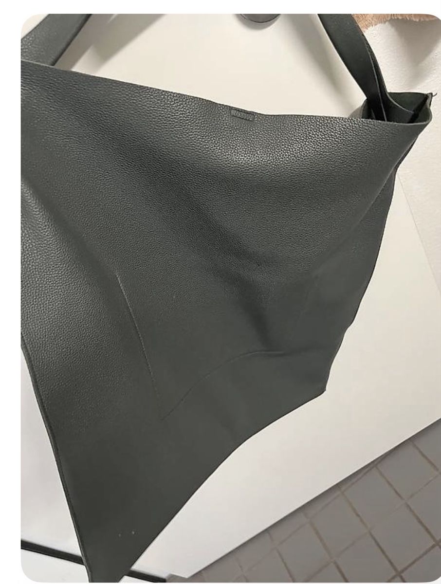 Jil Sander Taschen für Damen: Jil Sander Tasche Gross – Gebraucht aus Ebikon von loy_wjg6