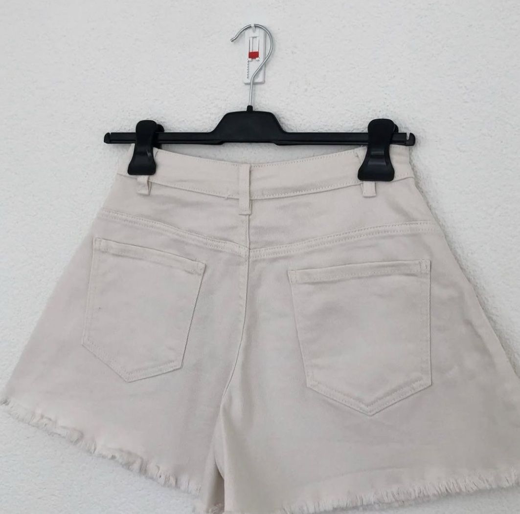 Tezenis Jeans: Kurze Jeans Hose von Tezenis – Usato da Cunter venduto da tiramisuuu_ 3