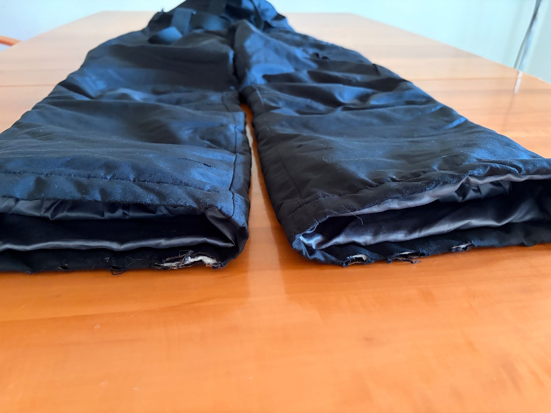 Pantaloni: Skihose Gr 140 schwarz – Usato da Cham venduto da CarmenBu 7