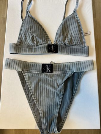 CALVIN KLEIN - grey swimwear / bikini XS