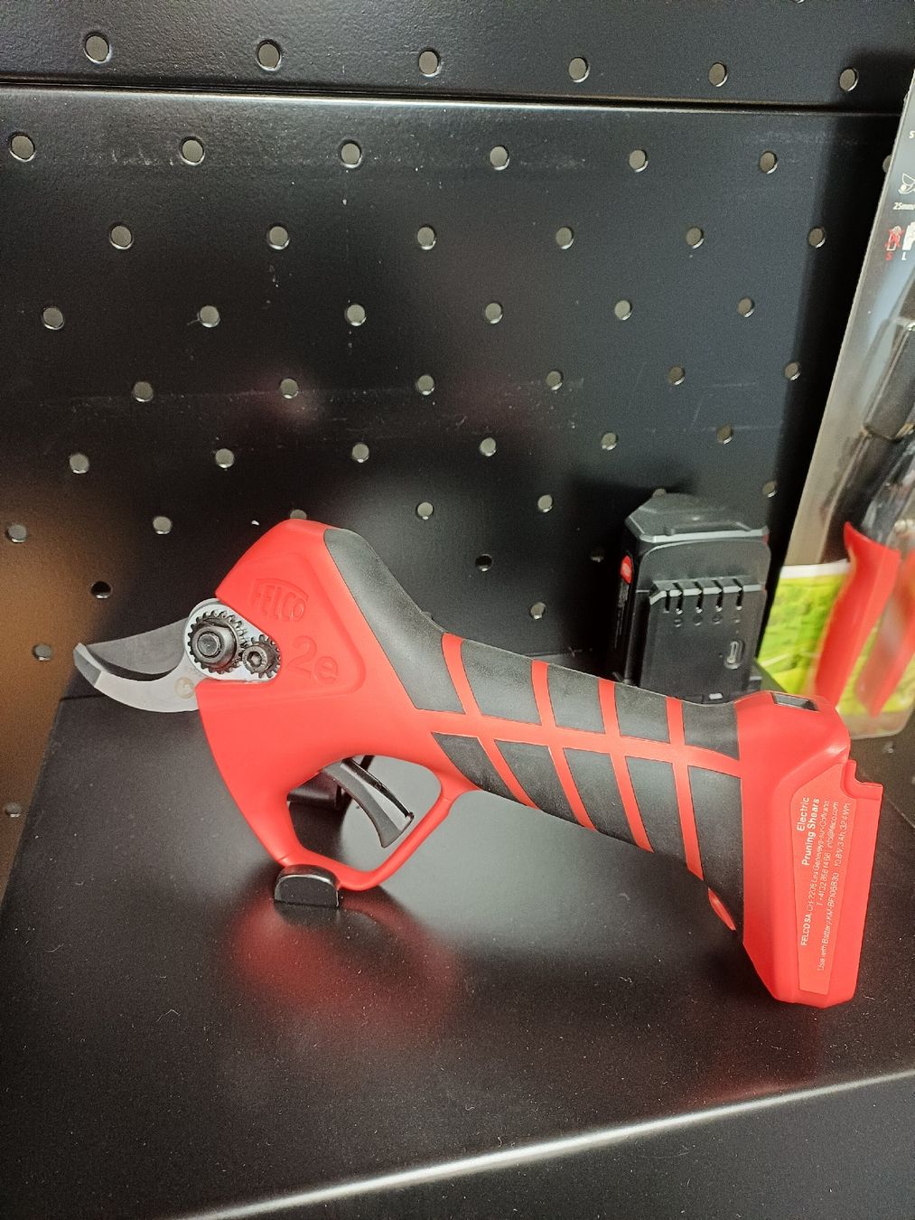 Felco Alle Werkzeuge: Felco 2e – Neu und originalverpackt aus Courrendlin von MouttetMachines