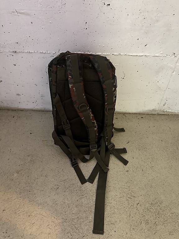 Zaini: Militärrucksack, Militär – Usato da Eiken venduto da for_cg8g 2