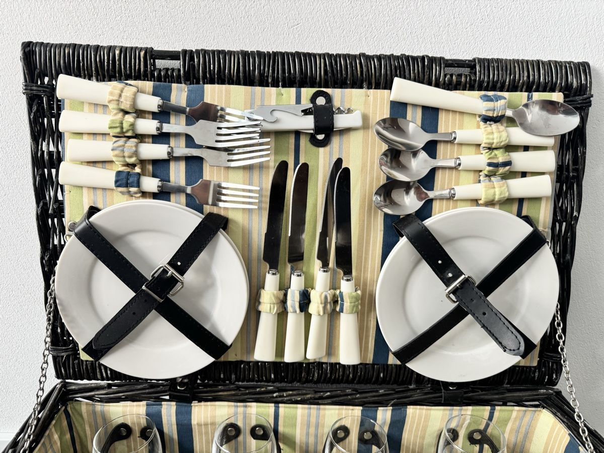 Altro per la casa: Picnic basket for 4 – Usato da Zürich venduto da gva_r9gs 2