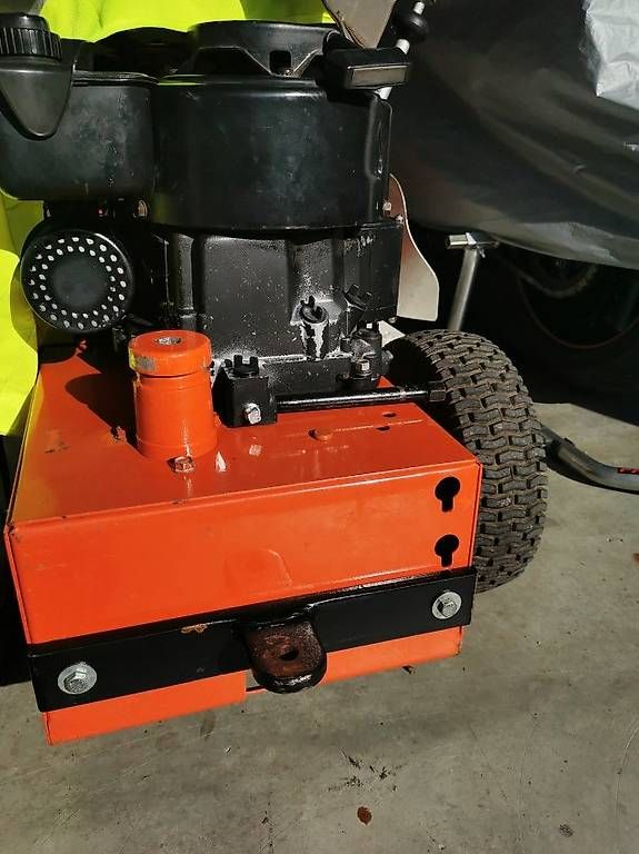 Rasenmäher: Rasenmäher , Arien Fairway Aufsitzrasenmäher, Oldtimer – Gebraucht aus Lausen von 04362 4