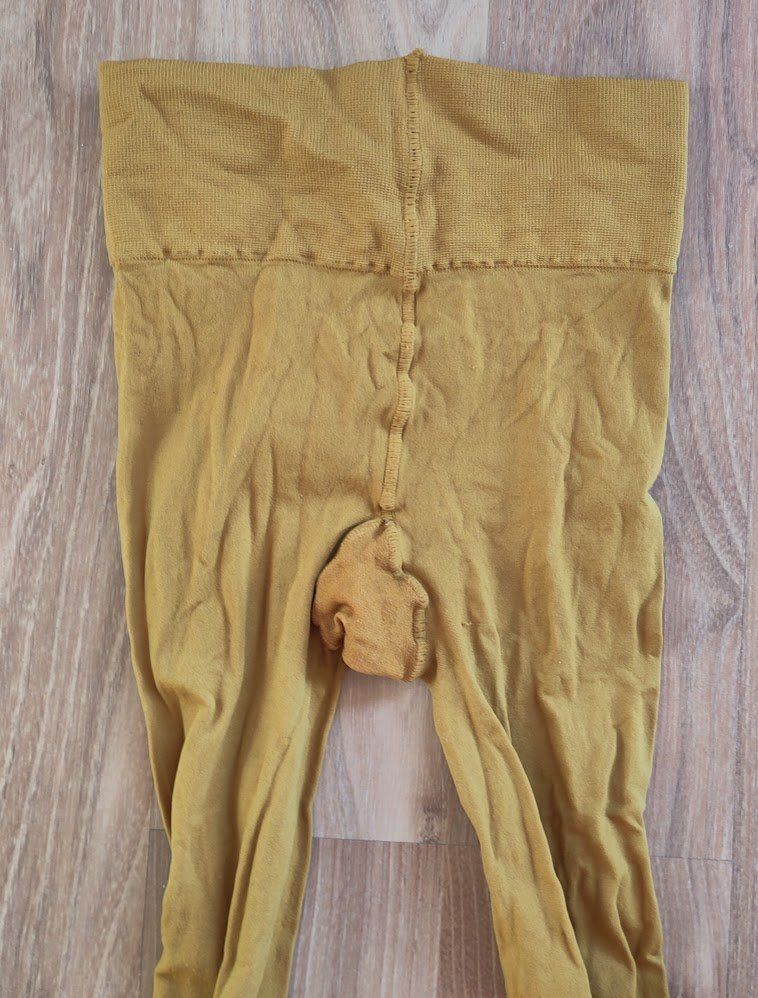 Calze & Collant: Blickdichte gelbe Strumpfhose, Gr. S – Usato da Lugano venduto da kat_lm5b 4