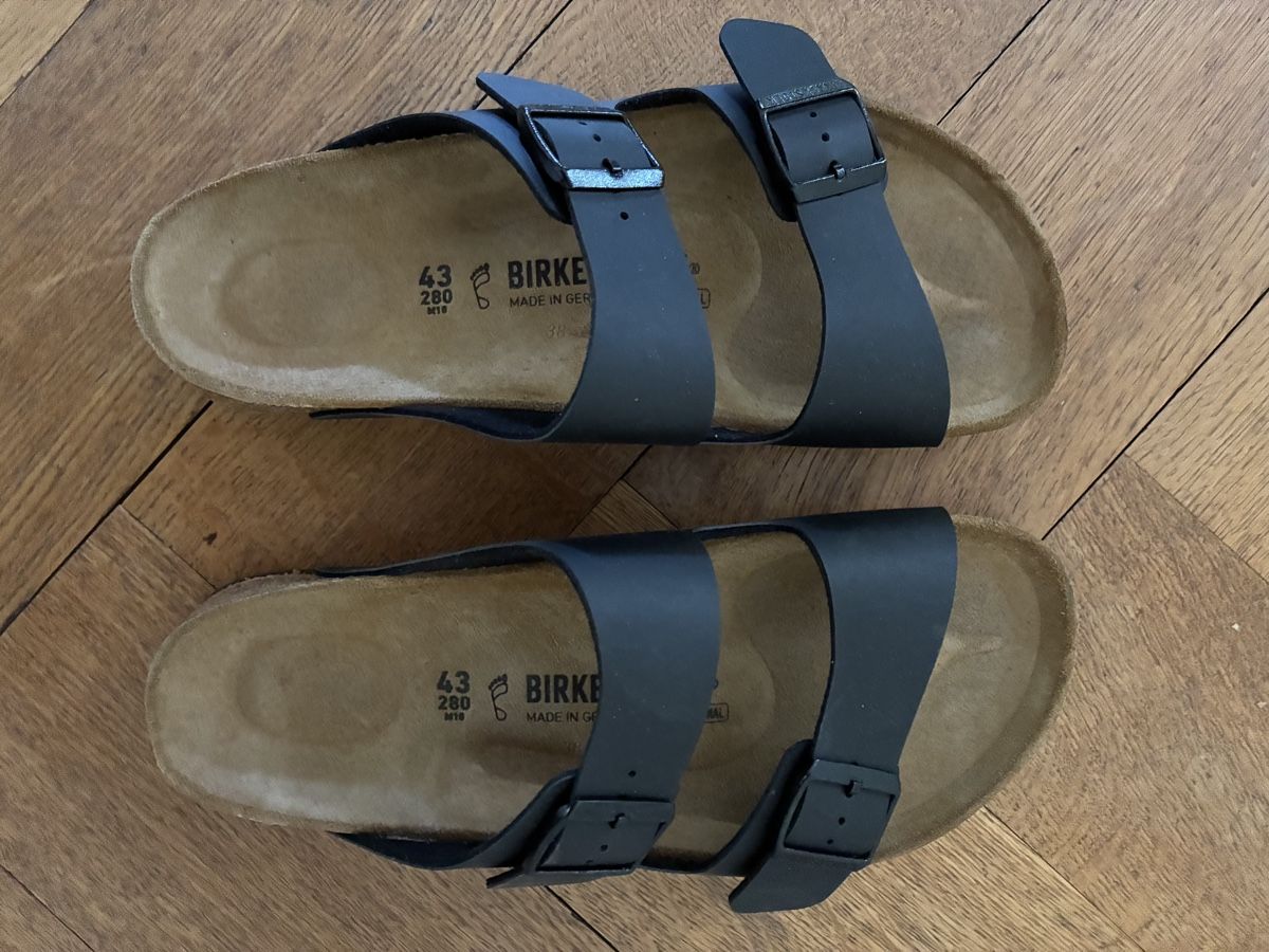 Birkenstock Scarpe da uomo: Birkenstock Arizona 43 black – Nuovo e nell'imballaggio originale da Riehen venduto da J.-M. 1