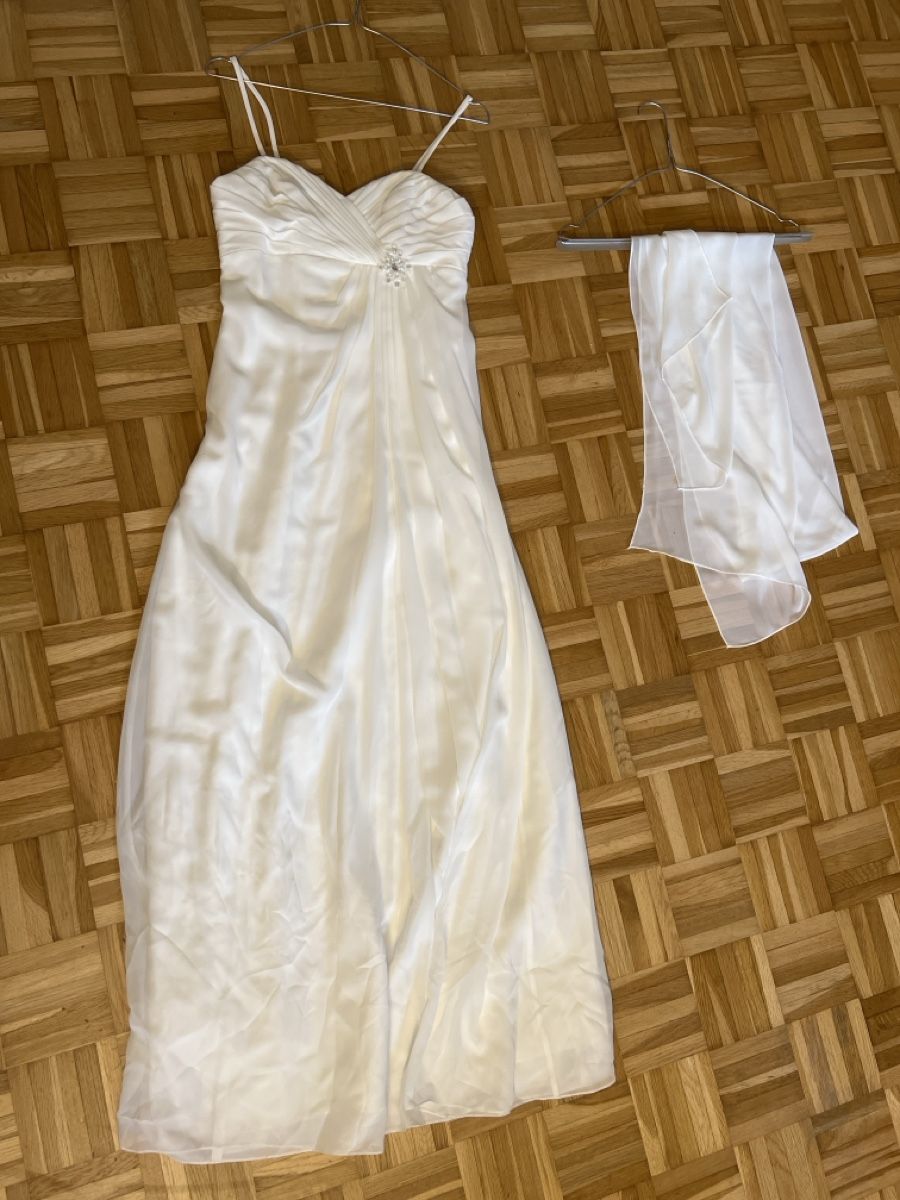 Robes: Brautkleid Grösse 36 – D'occasion à Zuchwil par Commander0 2