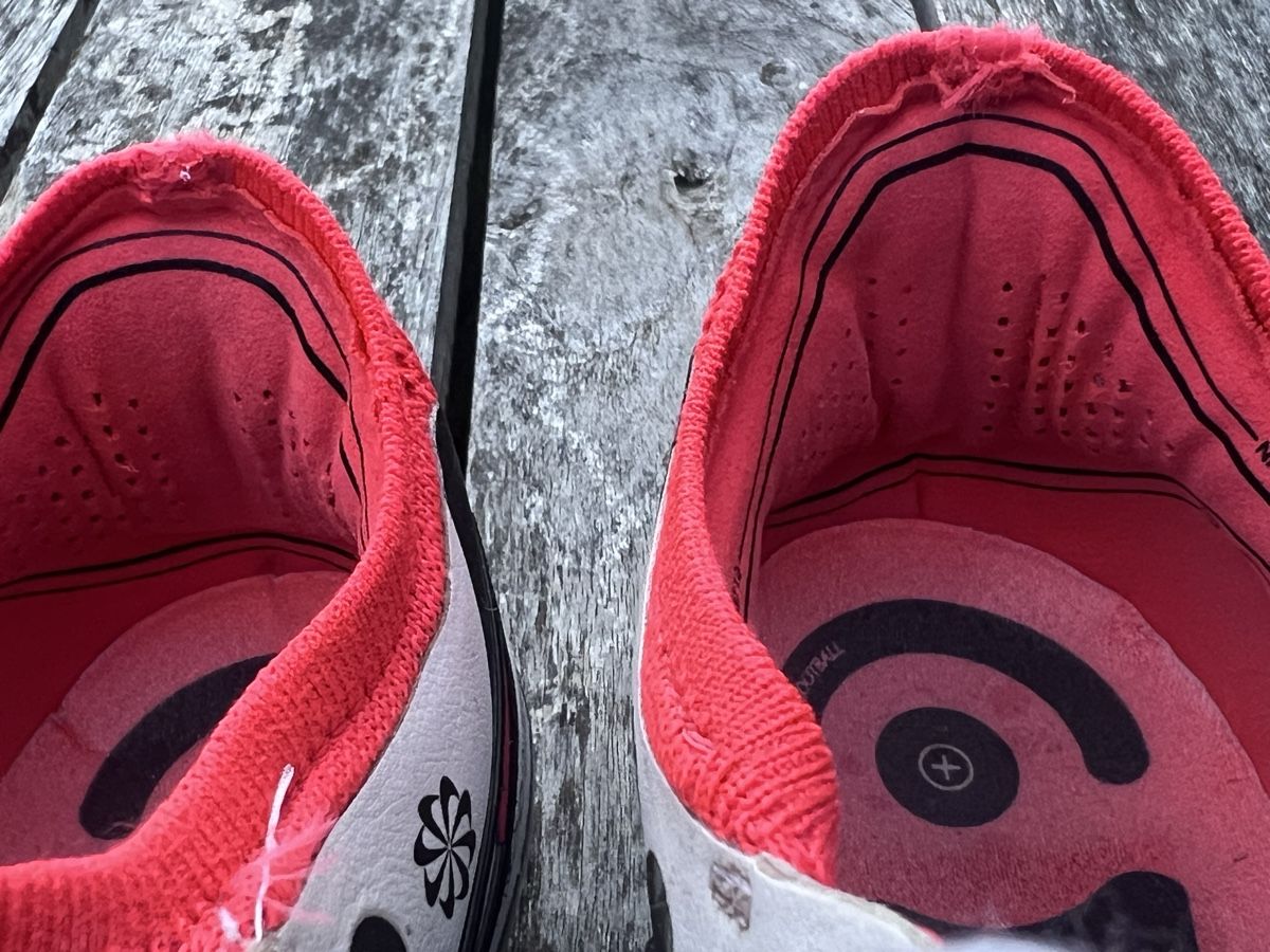 Nike Scarpe da uomo: Fussballschuhe Nike Flyknit Gr. 41 – Usato da Wolfhausen venduto da Starlake 2