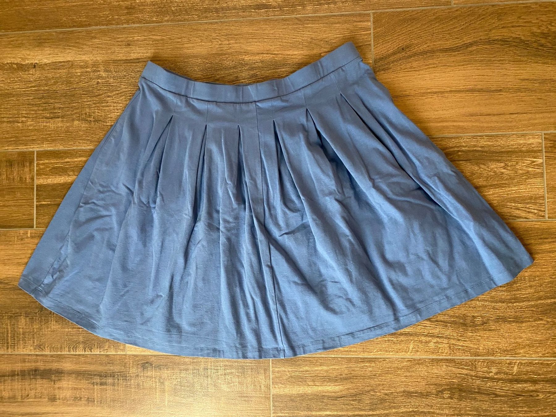 Asos Gonne: Asos Jupe / Rock blau Gr. 50 – Usato da Pratteln venduto da a23_j2gs 1