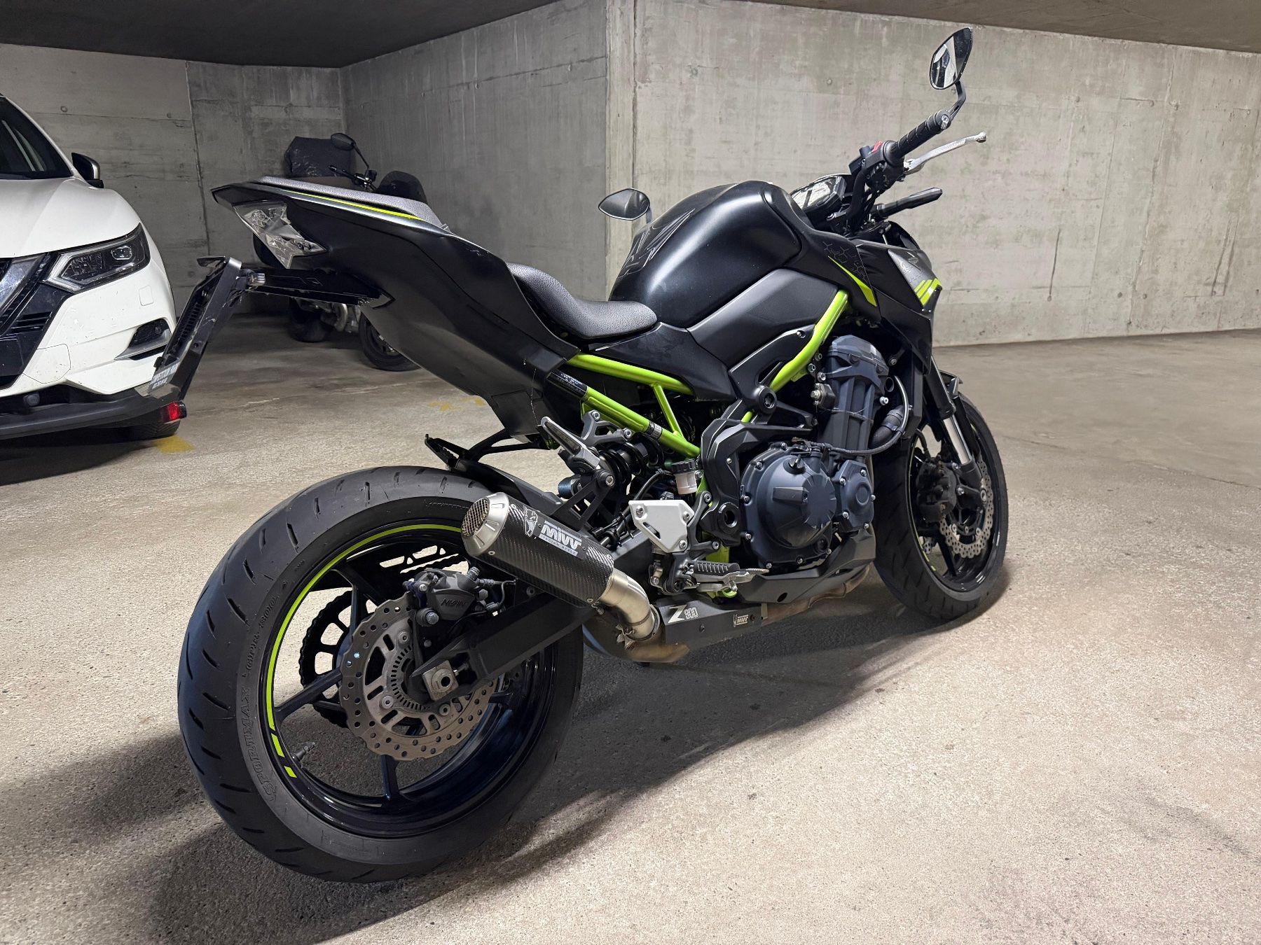 Kawasaki Strada: Moto KAWASAKI Z900 – Usato da Neuchâtel venduto da OFFA-Cernier 3