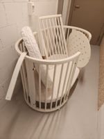 Stokke Sleepi Babybett oval weiss mit Matratzen gebraucht