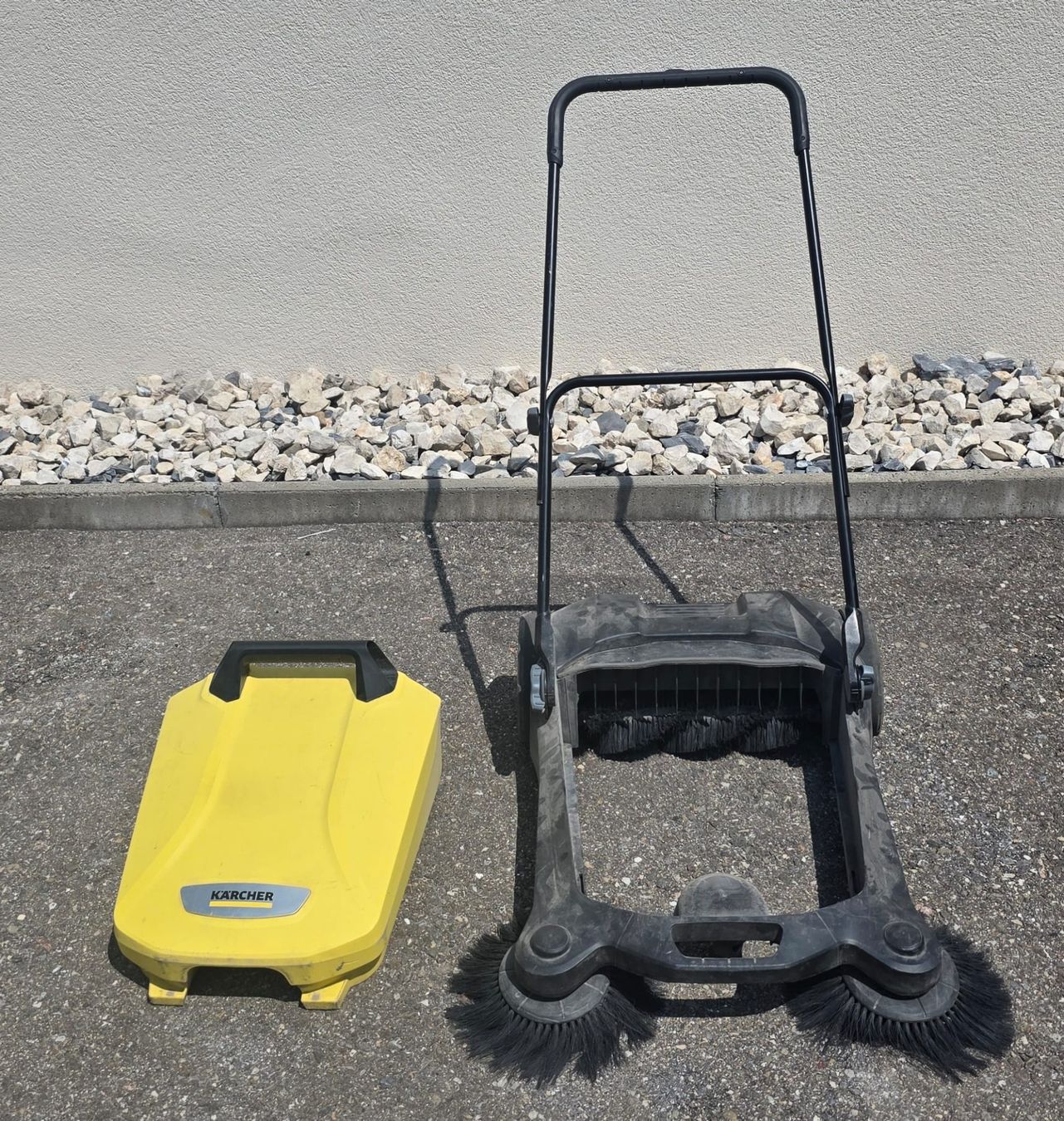 Kärcher Toutes les machines: Kehrmaschine Kärcher S 650  – Défectueux à Rheinsulz par Dred 2