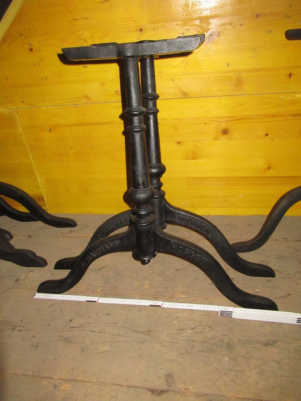 Altri mobili d'antiquariato: Ein Paar grosse Gussfüsse – Nuovo (secondo la descrizione) da Berg SG venduto da Pizza58