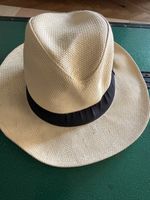 Cappello di paglia con nastro nero taglia unica usato