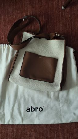 Umhängetasche von der Marke "Abro"