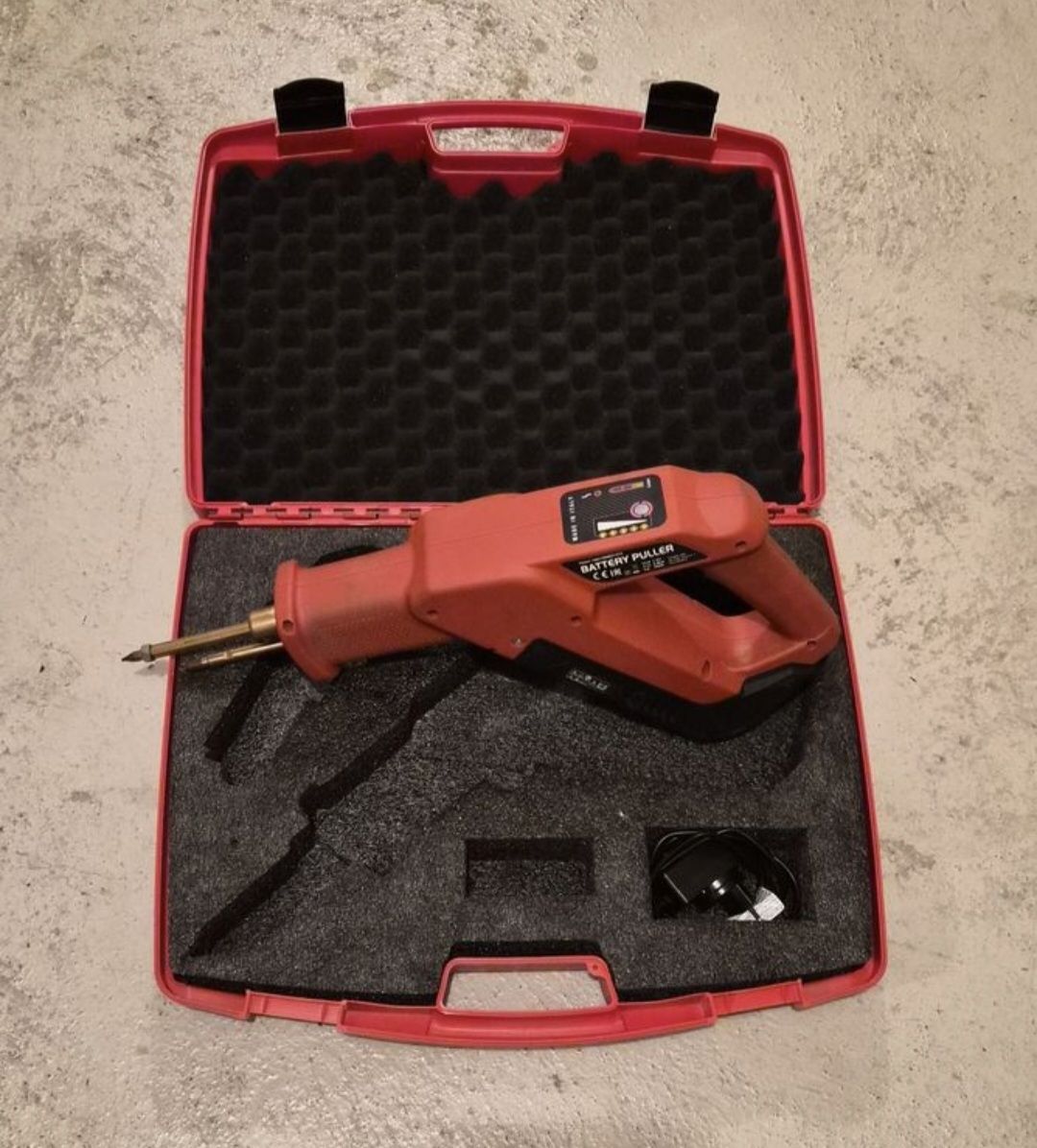 Alle Werkzeuge: Telwin Battery Puller 2800A Akku Spotter Top Zustand – Gebraucht aus Zürich von Paimzer70