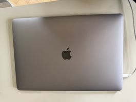 Apple MacBook Pro 15" (2017) i7 2.8GHz | 16GB RAM | 1TB SSD