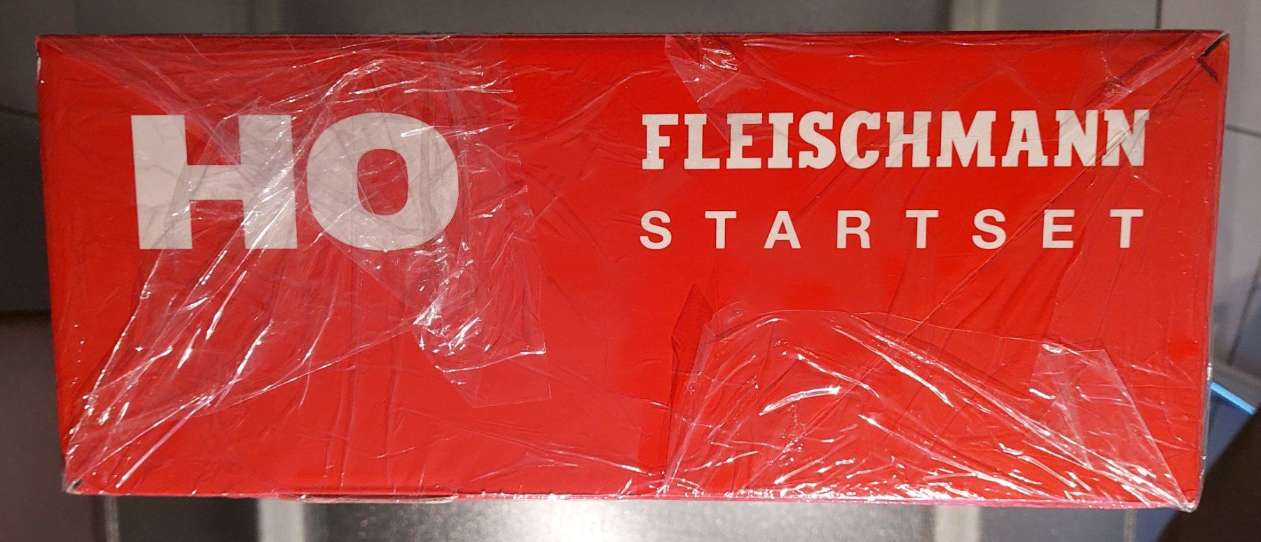 Fleischmann Modellini di ferrovie: Fleischmann 631102 - Startset des Jahres 2011 H0/DC/DSS – Nuovo e nell'imballaggio originale da Rotkreuz venduto da MOBAHN-1zu87 3