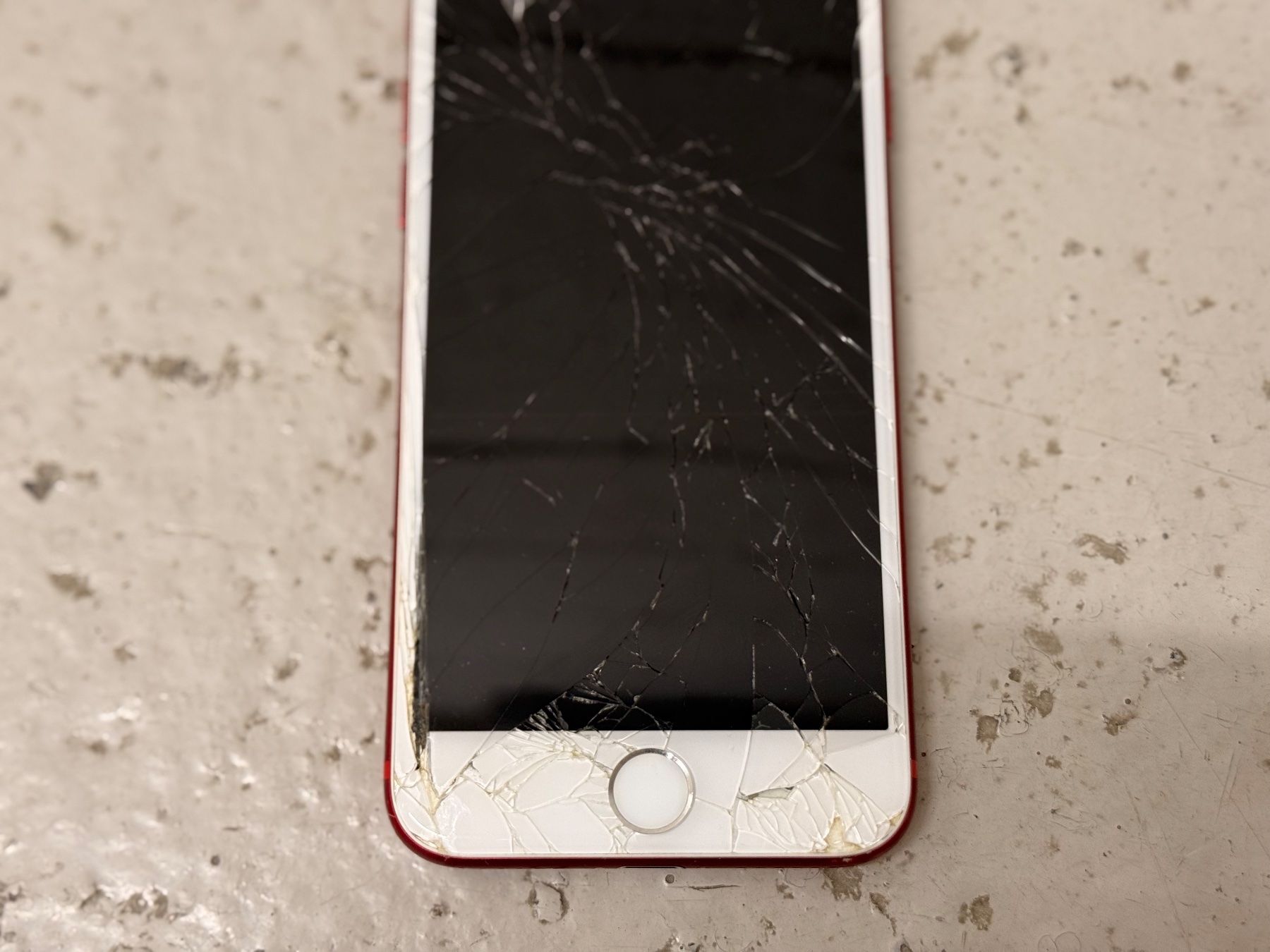 Apple Telefoni cellulari / Smartphones: Apple iPhone 8 - defekt – Difettoso da Zürich venduto da Cleo234 2