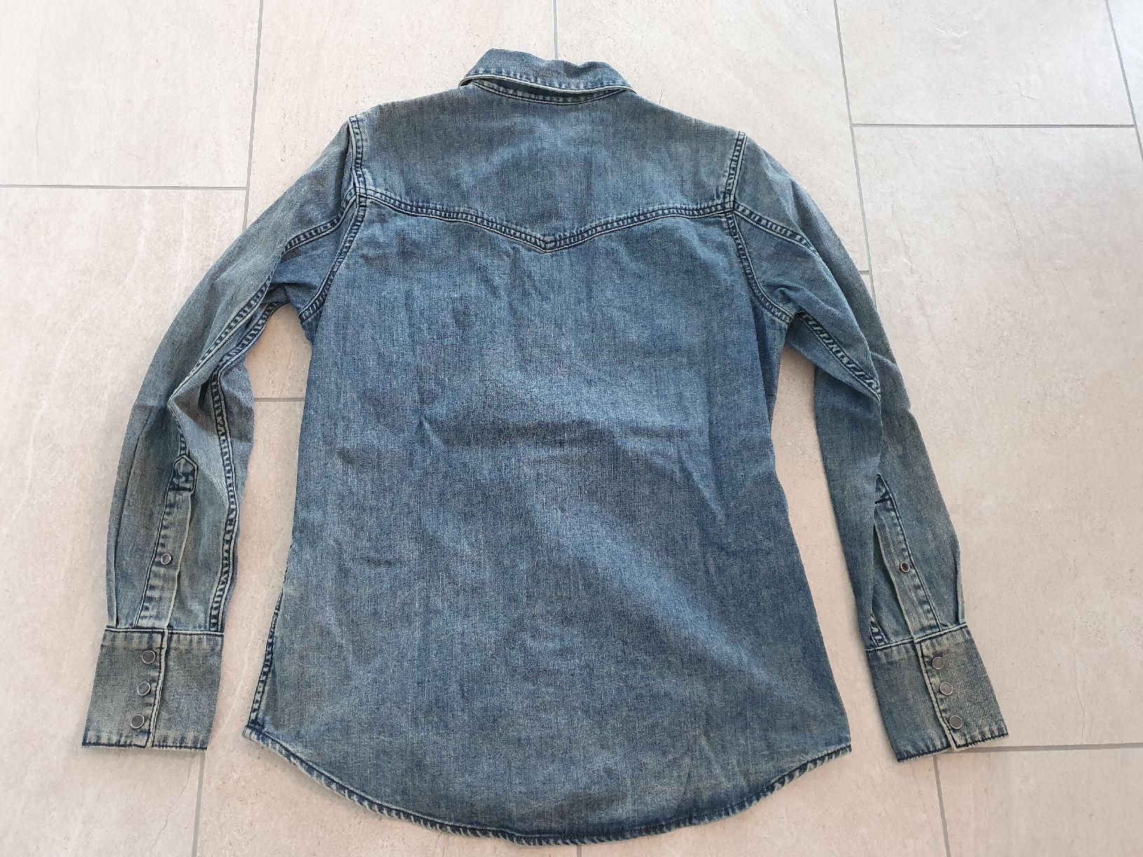 Calvin Klein Blusen: Calvin Klein Jeanshemd XS – Neu (gemäss Beschreibung) aus Wettingen von __Dom__ 1