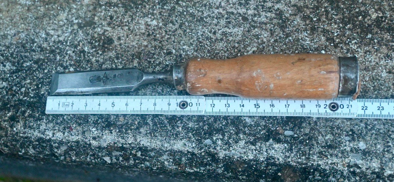 Alle Werkzeuge: ANTIKER " Elefant "   STECHBEITEL länge 21cm breite 18mm – Gebraucht aus Pfaffhausen von mono_rec 1