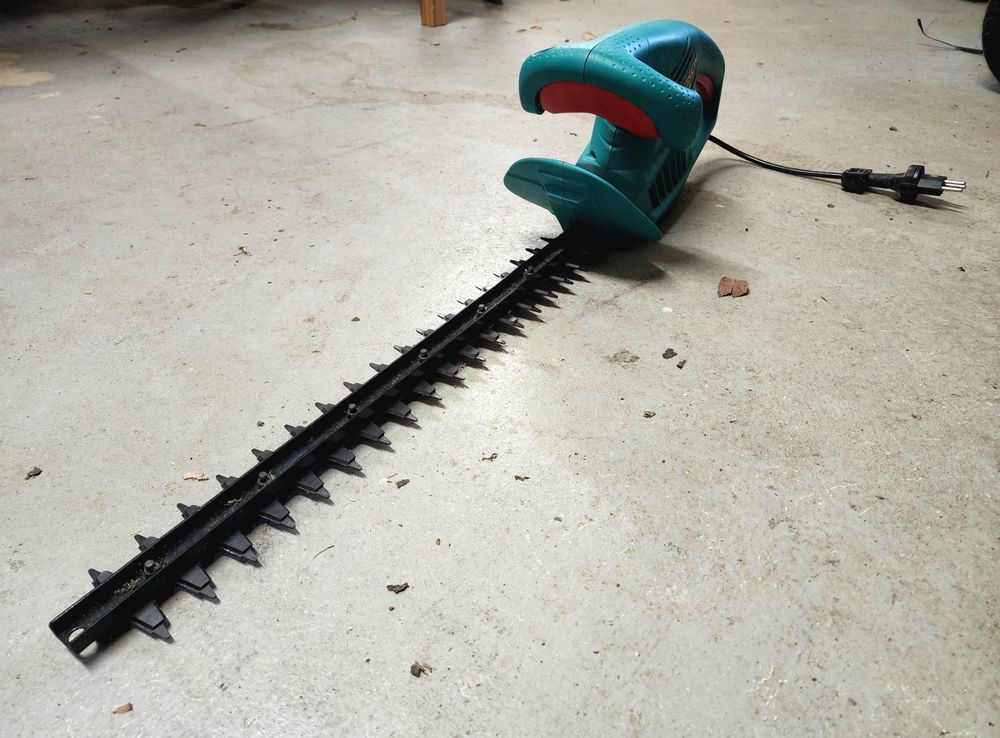 Bosch Heckenschere AHS 4516 Kaufen auf Ricardo