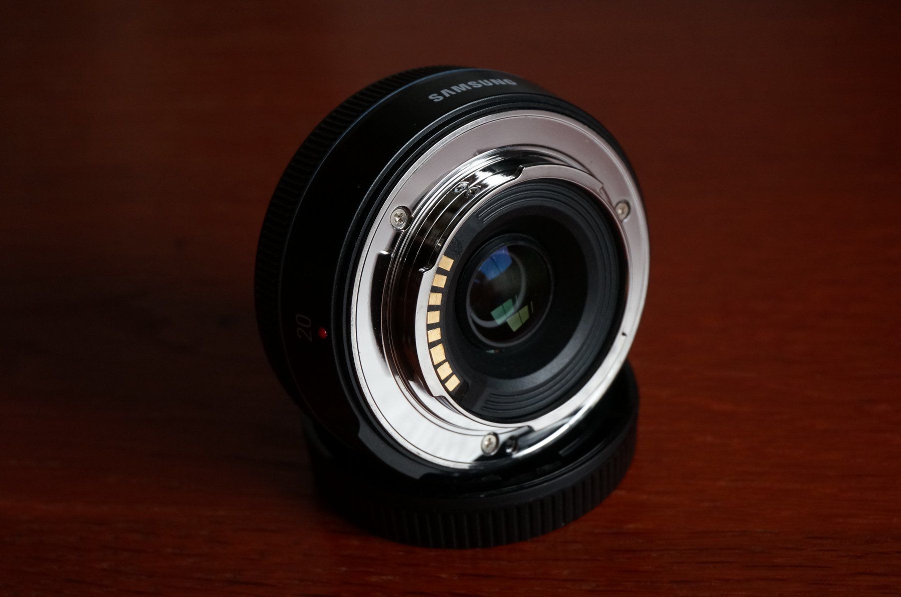 Samsung Obiettivi: Samsung Lens 20mm f2.8 i-Function Pancake – Usato da Spreitenbach venduto da Salesmanship 5