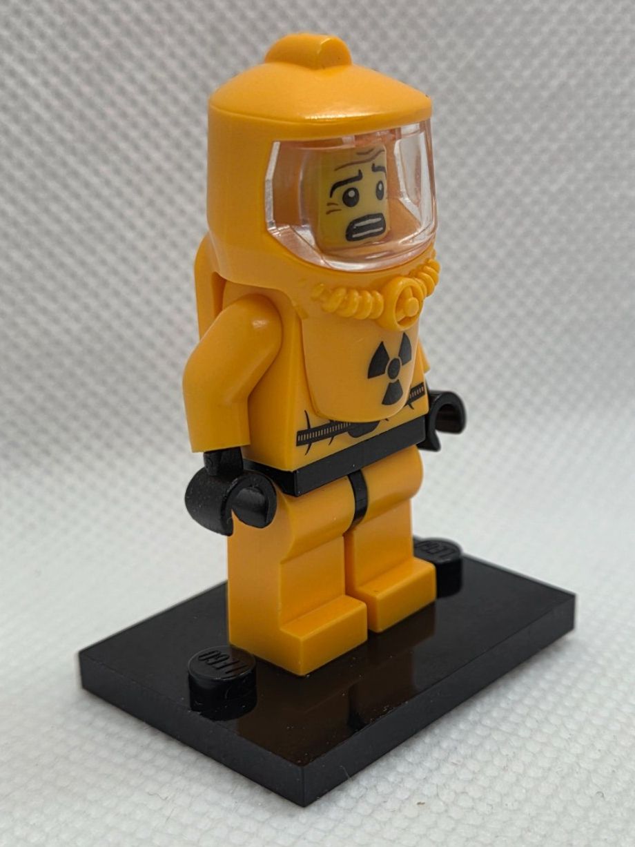 Lego Kit di costruzioni: LEGO CMF col061 Hazmat Guy, Series 4 – Nuovo (secondo la descrizione) da Basadingen venduto da NekoBricks 2