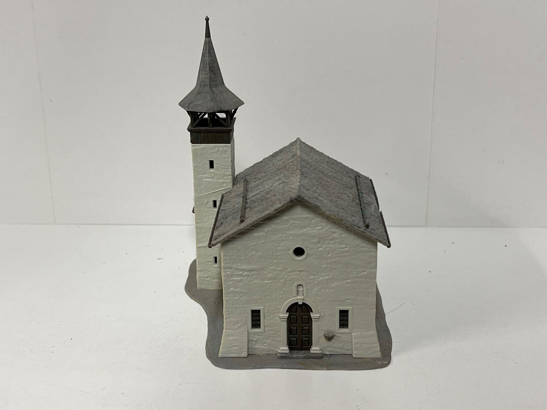 Kibri Modellini di ferrovie: Kibri Bergkirche  H0 – Usato da Neuenhof venduto da ludovicco 3