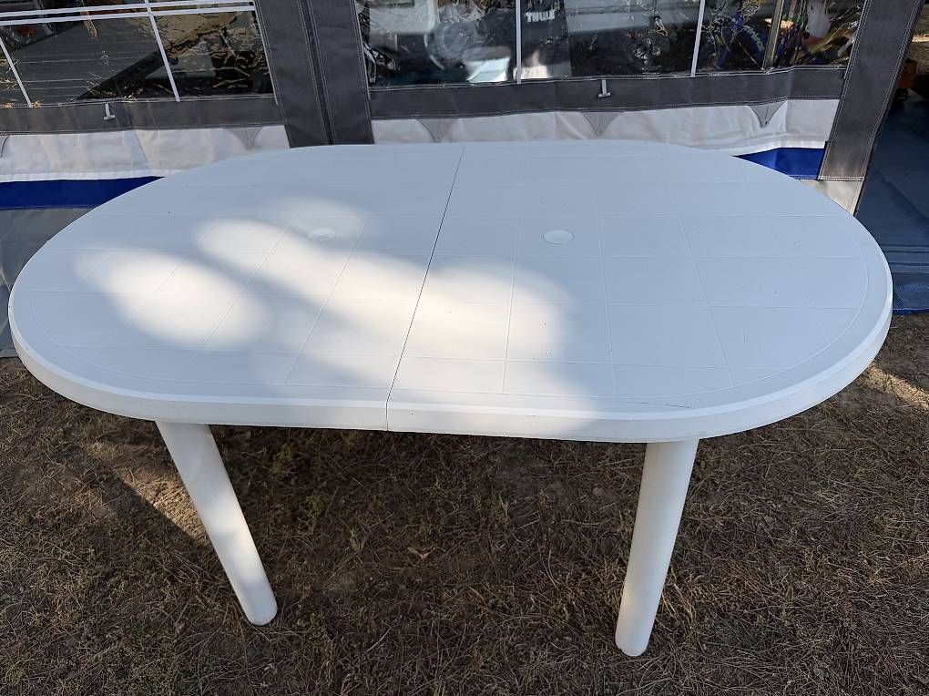 Set di tavolo e panche: Gartentisch mit Zwischenstück 6 Stühlen – Usato da Kleinlützel venduto da nh568